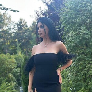 LittleWoman25 Other webcam from Romania