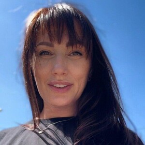 Woman_Insight Mature webcam from Ukraine