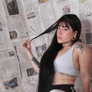 Emilayton_ live cam video preview