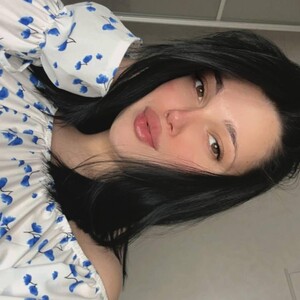Anna_Kitty_ Teen webcam from Ukraine