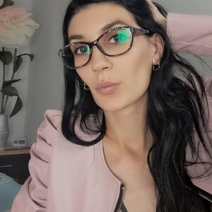 Miss_Cassie featured webcam