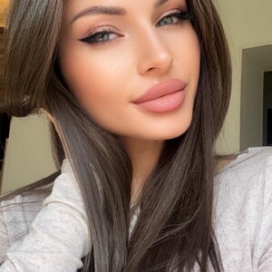 SweetndCrazy webcam profile - Italian